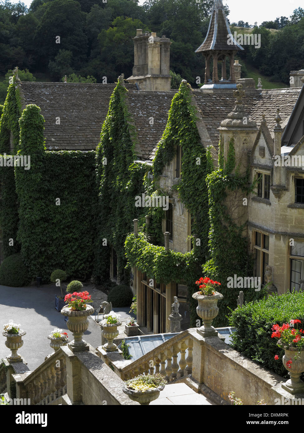 Manor house hotel castle combe hires stock photography and images Alamy