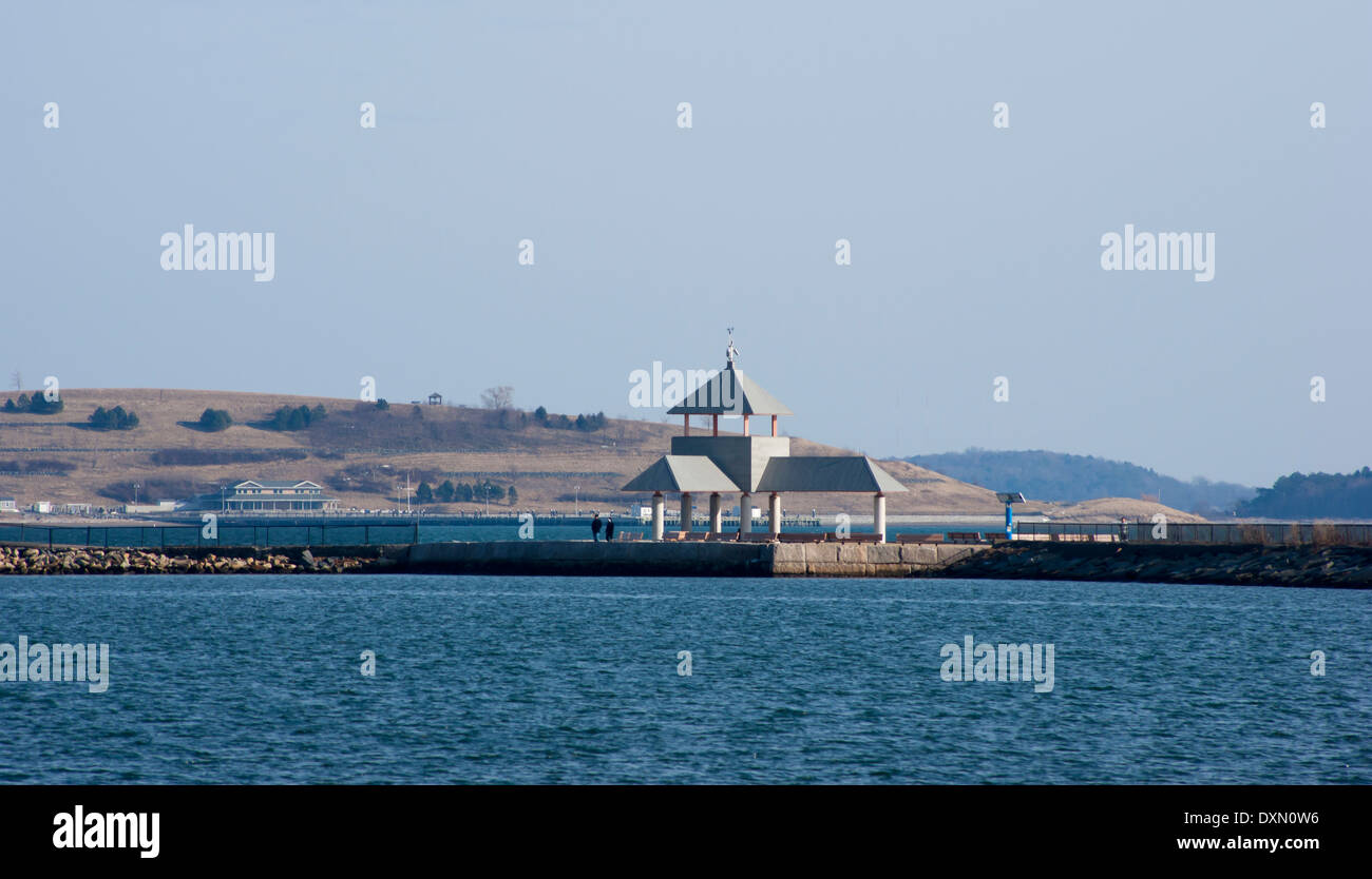 Sugar Bowl shade shelter, on the Pleasure Bay loop, in South Boston Stock Photo Alamy