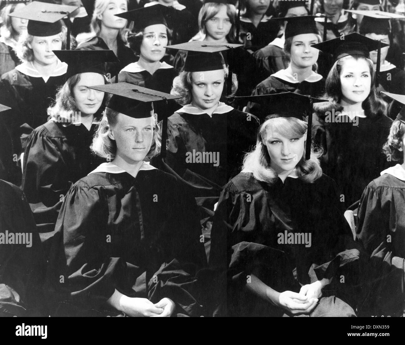 The group 1966 movie hi-res stock photography and images - Alamy