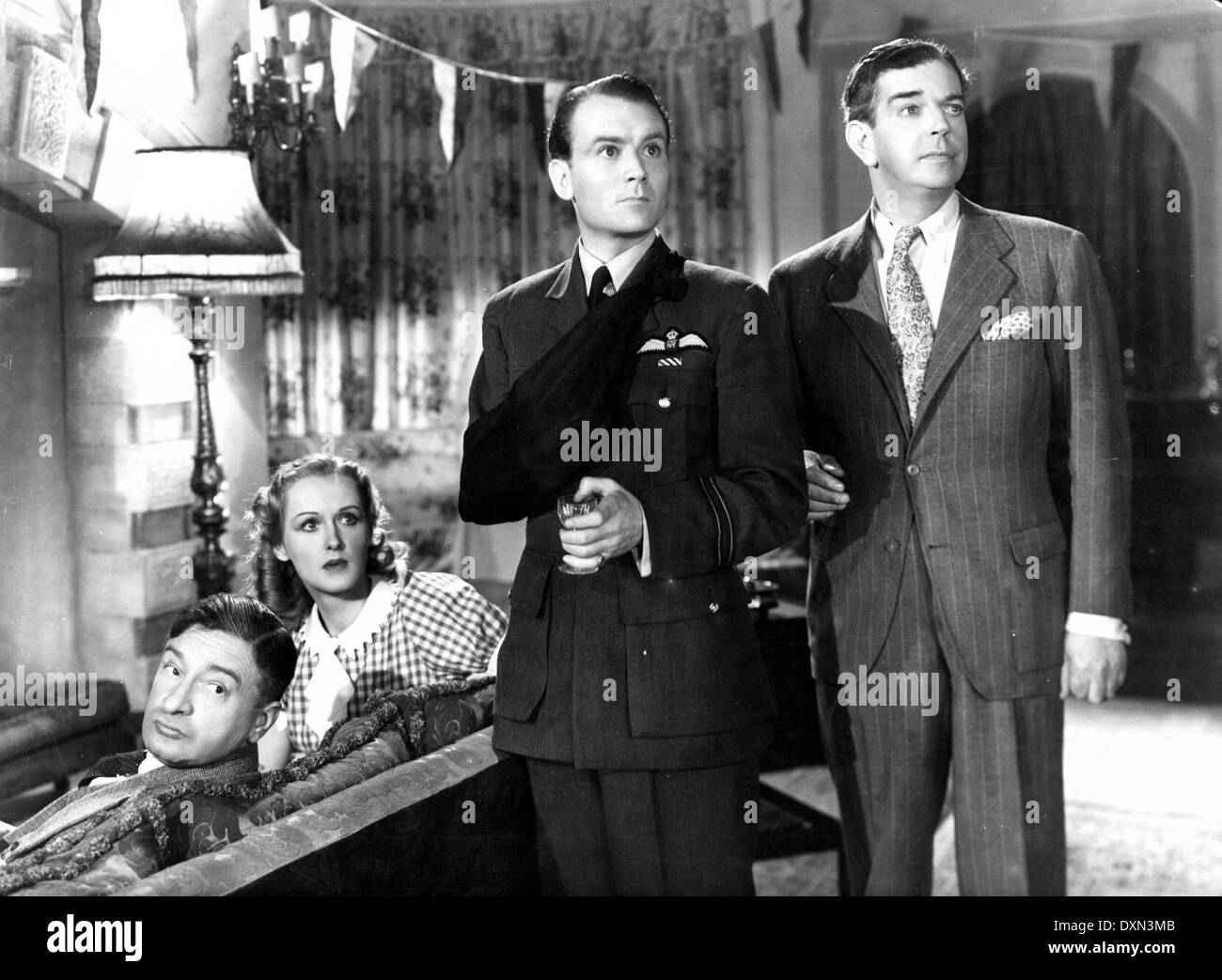 Cottage to let film hi-res stock photography and images - Alamy