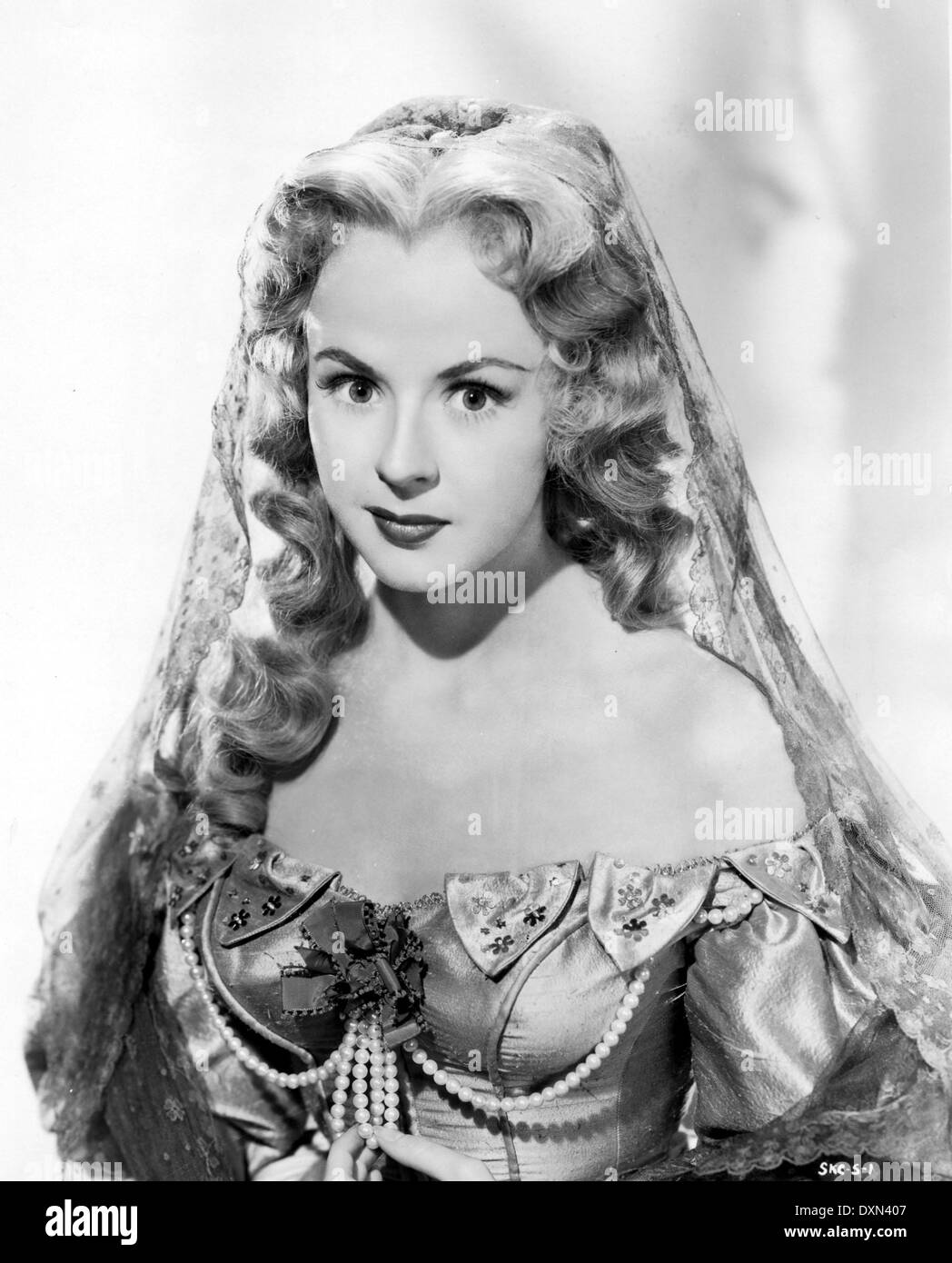 Cyrano roxane hi-res stock photography and images - Alamy