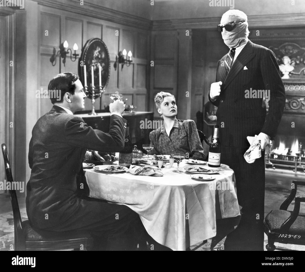 The Invisible Man Returns Stock Photo Alamy