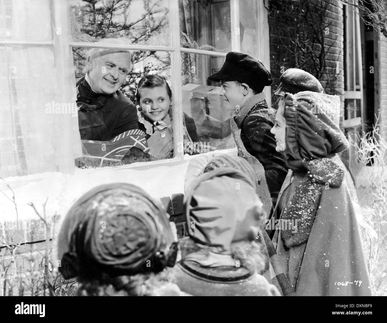 Tiny tim christmas carol hires stock photography and images Alamy
