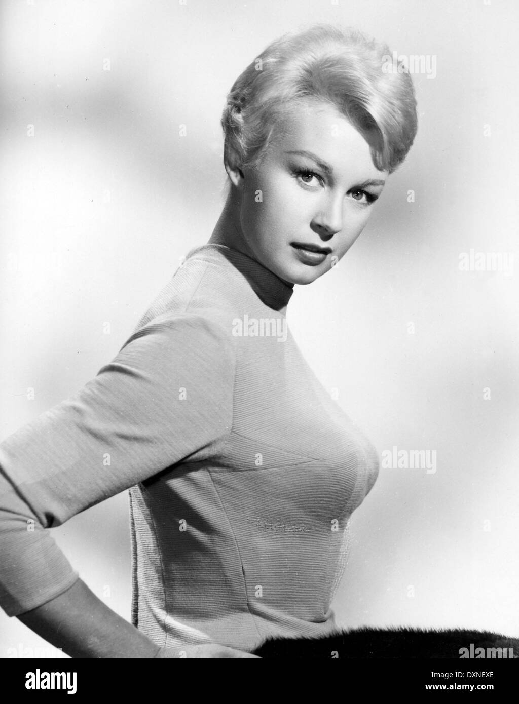Anne Aubrey Anne Aubrey