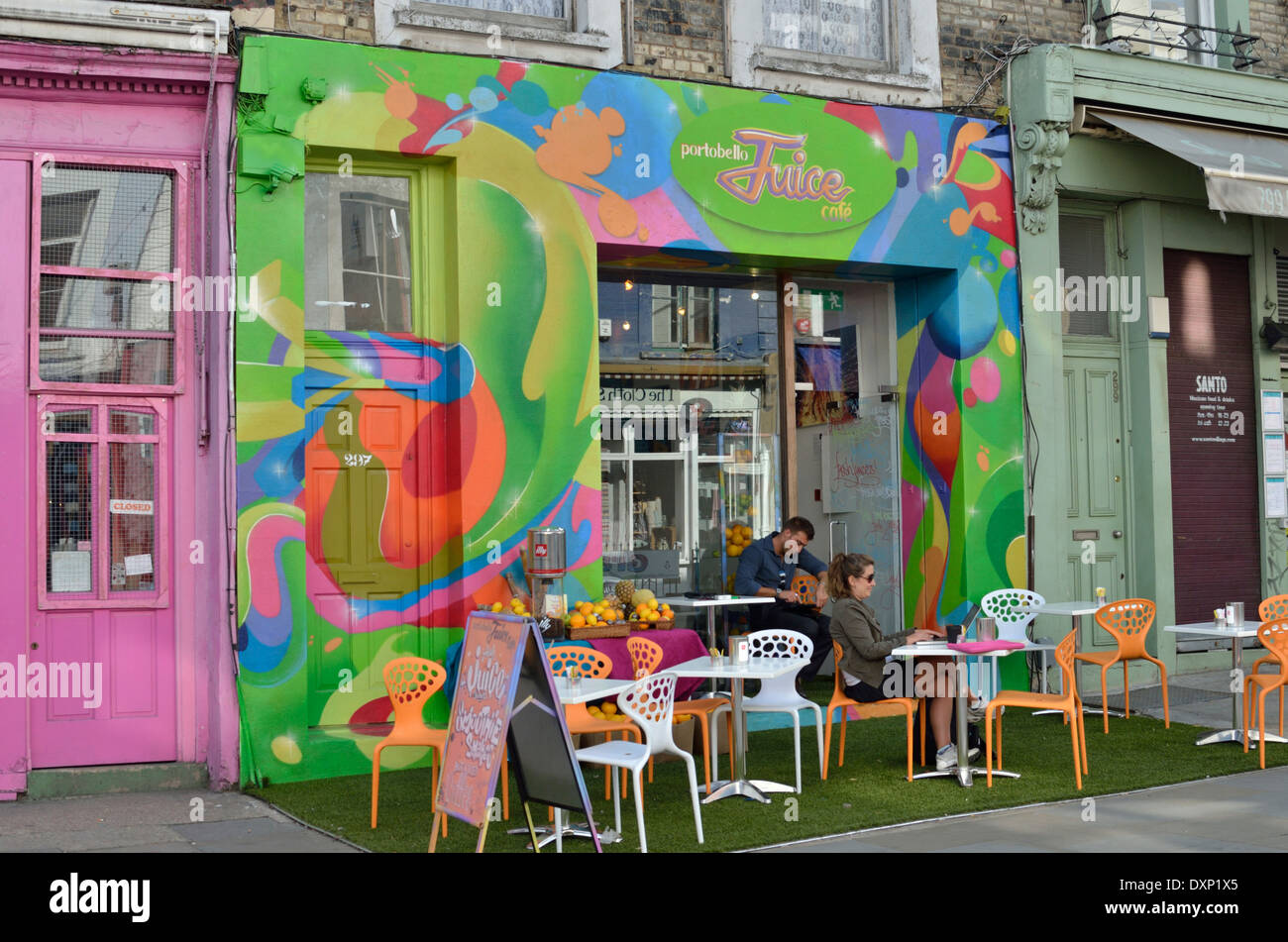 The colourful Portobello Juice Cafe in Portobello Road, Notting Hill, London, UK. Stock Photo