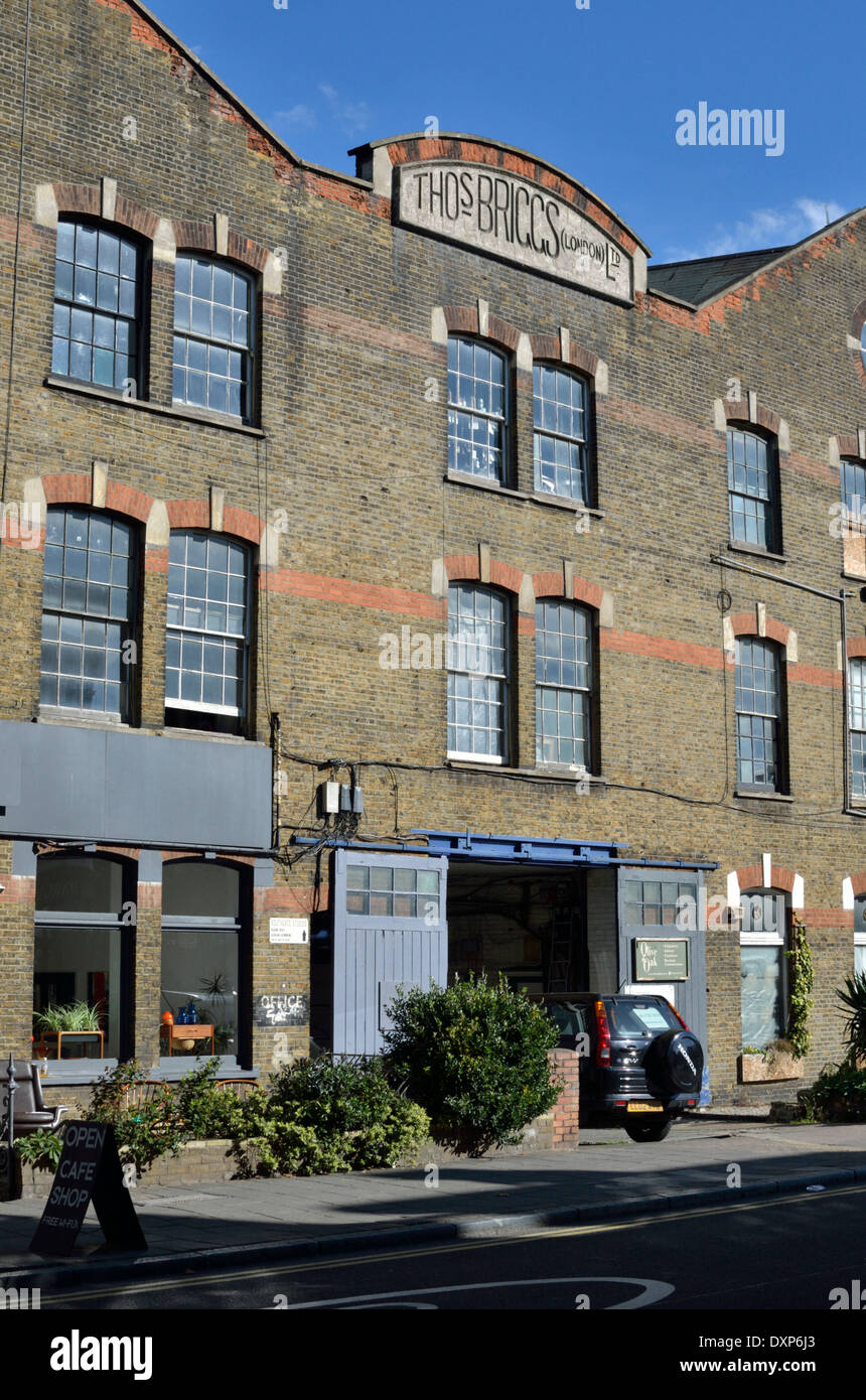 Thomas Briggs Building 24 Southgate Road, Islington, London, UK Stock