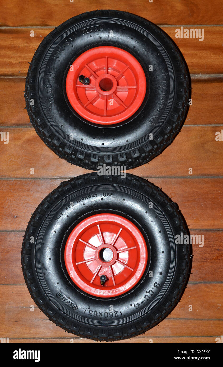 Lightweight kayak / canoe trolley Stock Photo Alamy