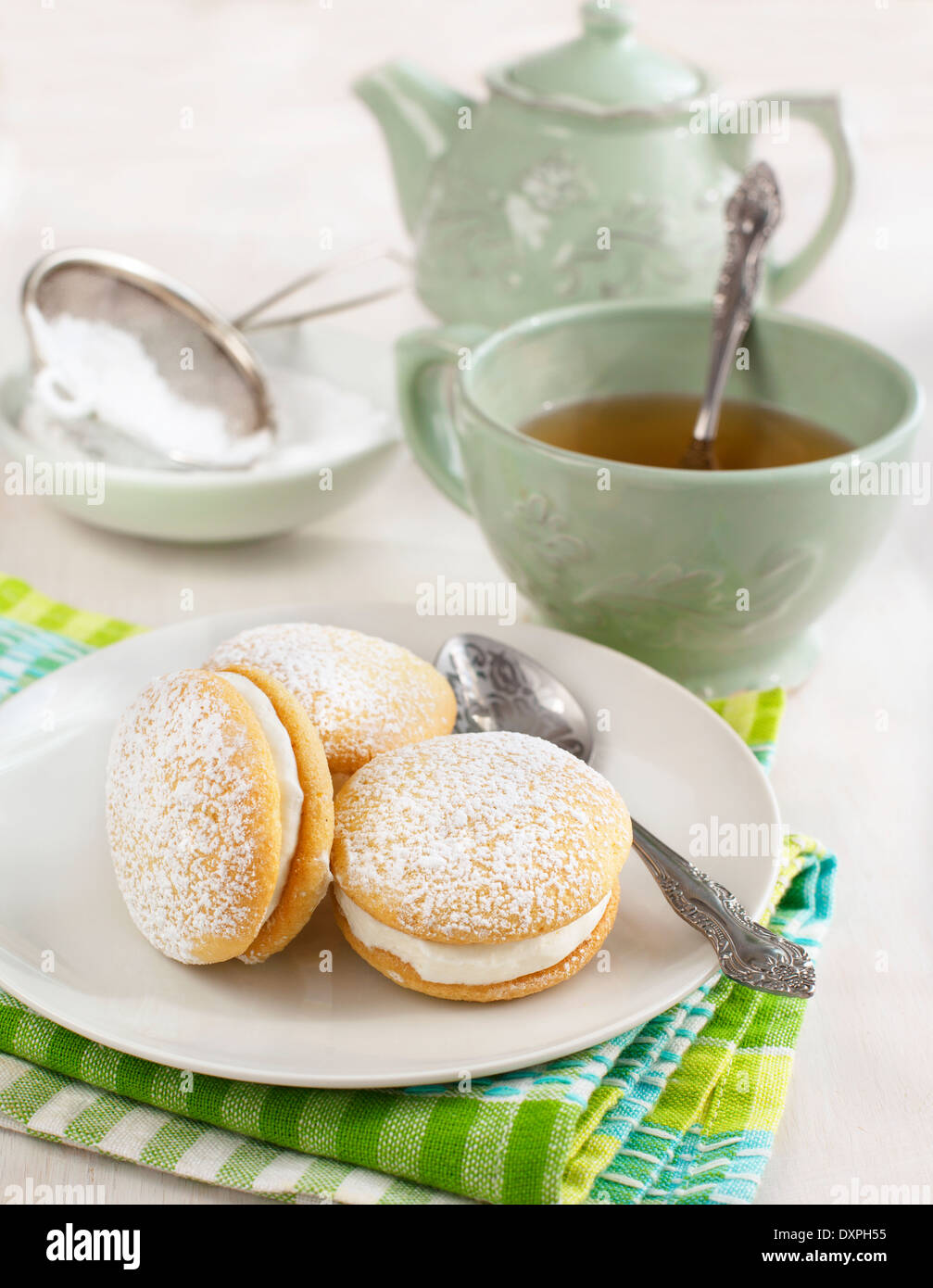 Sponge kisses with cream Stock Photo Alamy