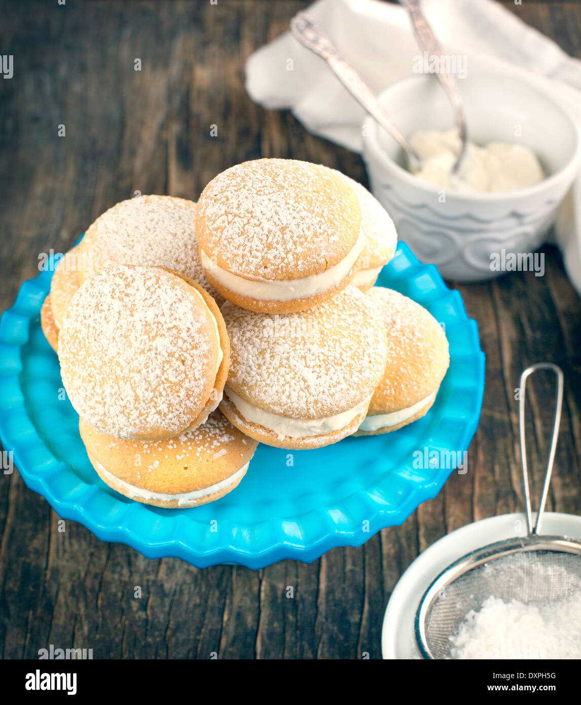 Sponge kisses with cream Stock Photo Alamy