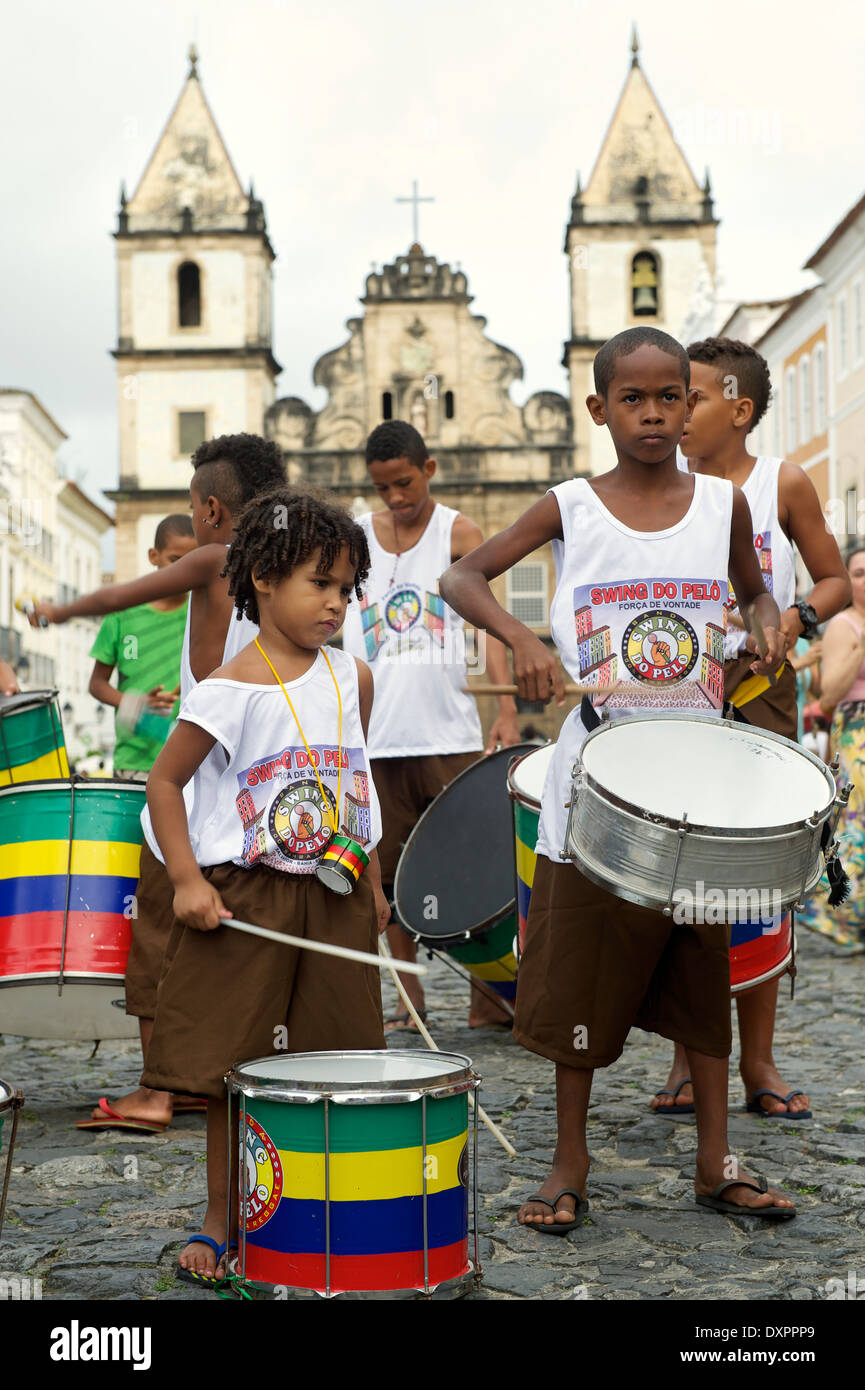 Street children brazil hi-res stock photography and images - Alamy