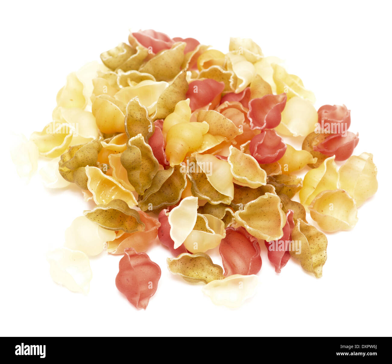 Dry pasta shells hi-res stock photography and images - Alamy