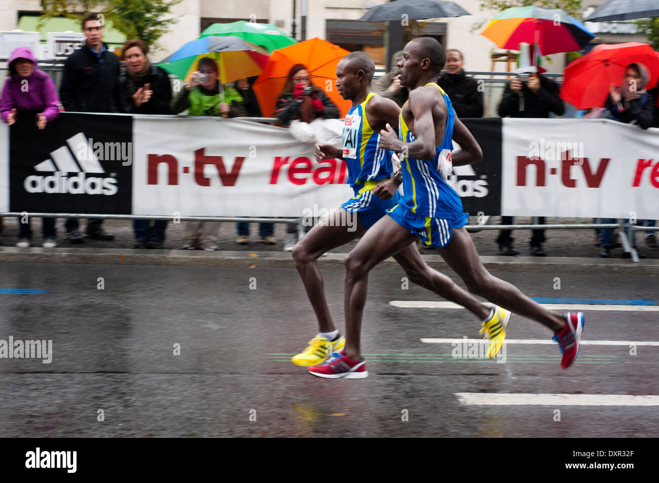 Black African participant of the Berlin Marathon at kilometer 40, Berlin,  Germany, Europe. The Berlin Marathon (branded BMW Berl Stock Photo - Alamy