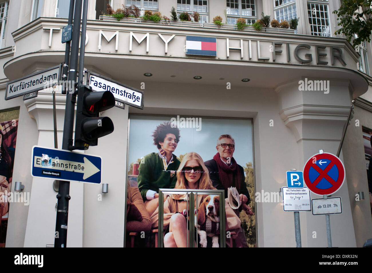 Confluence of fasanenstrasse and kurfürstenstrasse streets. Tommy Hilfiger.  Berlin is a shopping paradise. From traditional an Stock Photo - Alamy