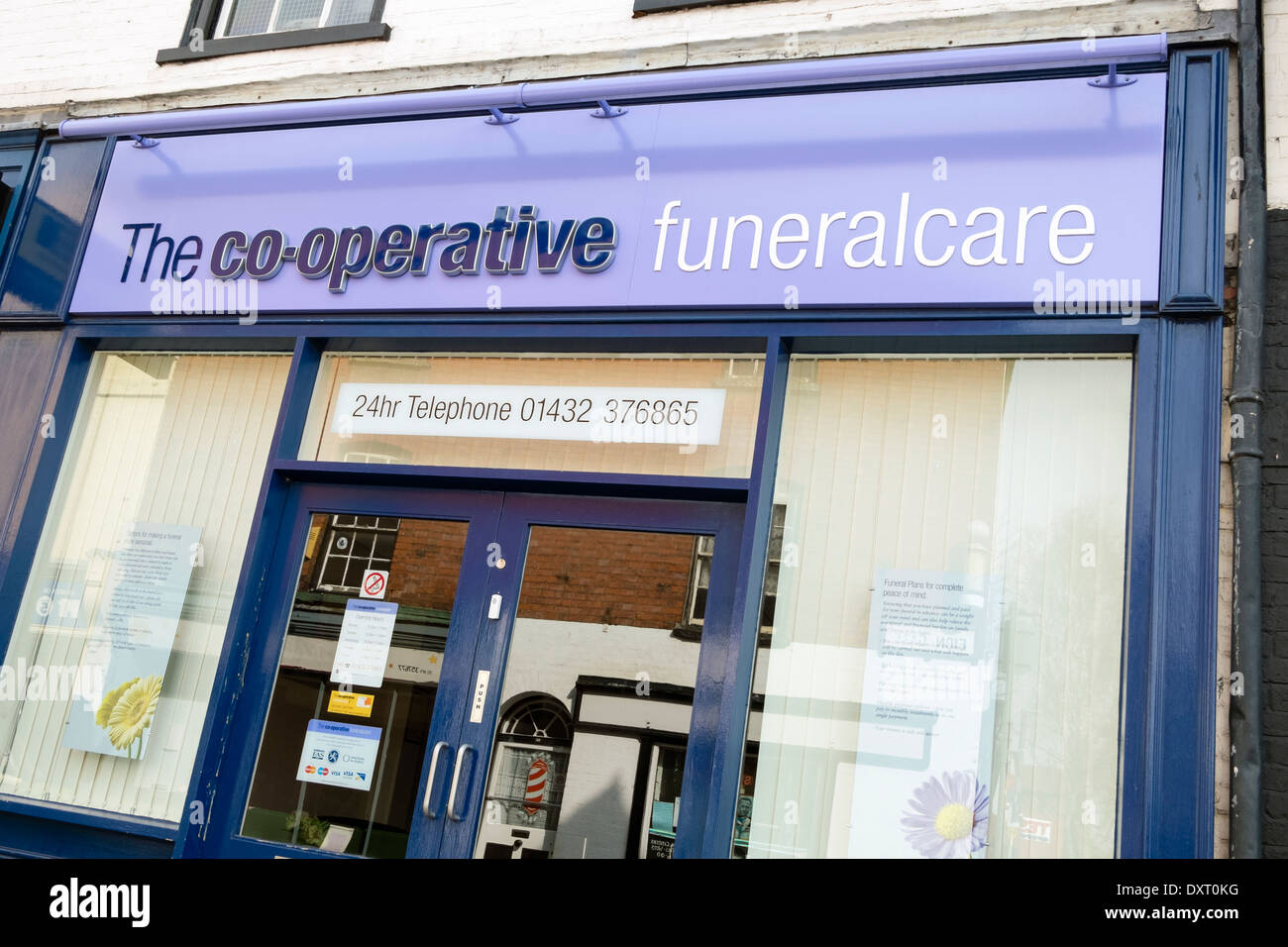 Co op funeral hires stock photography and images Alamy