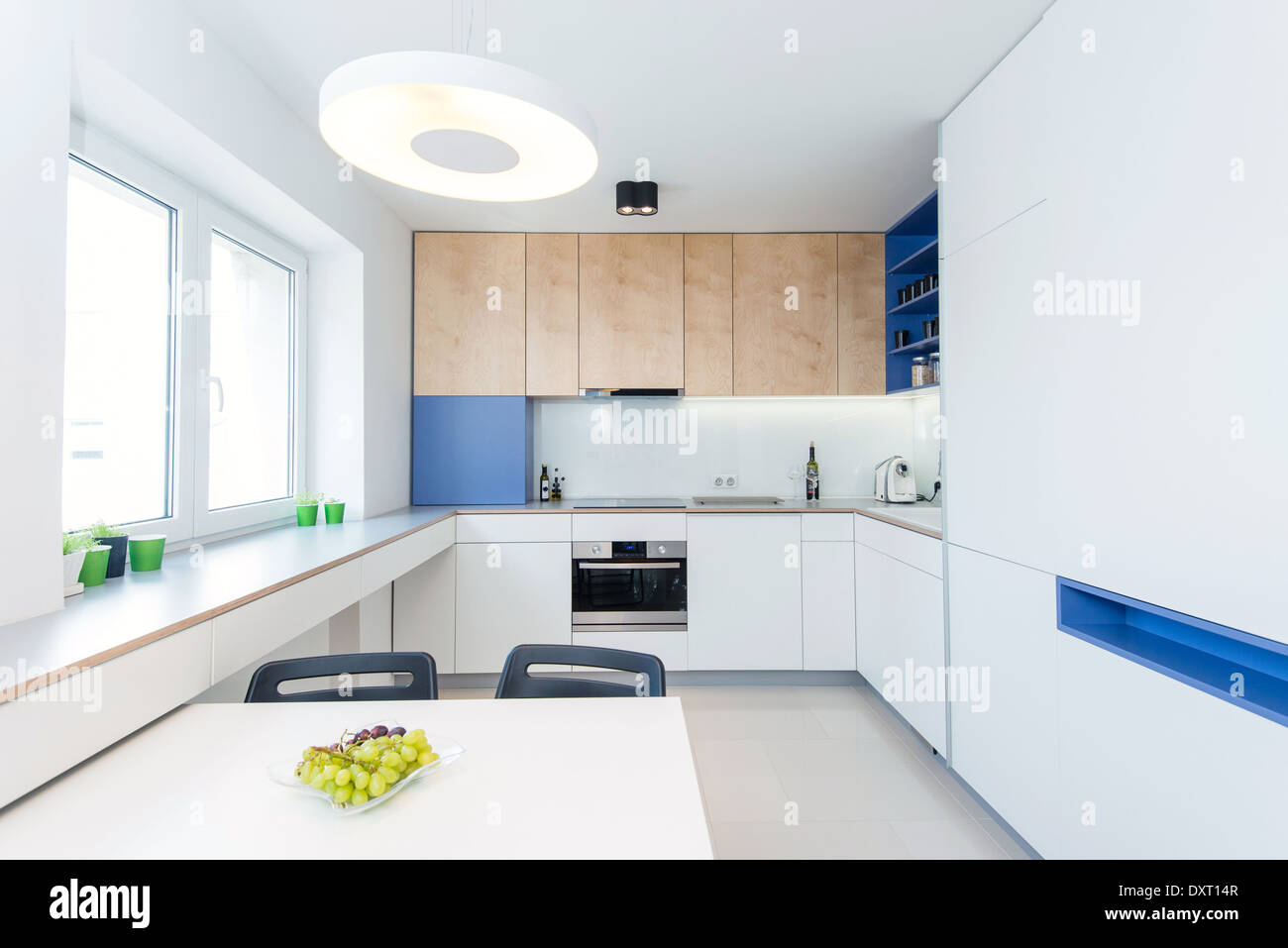 modern kitchen interior Stock Photo - Alamy