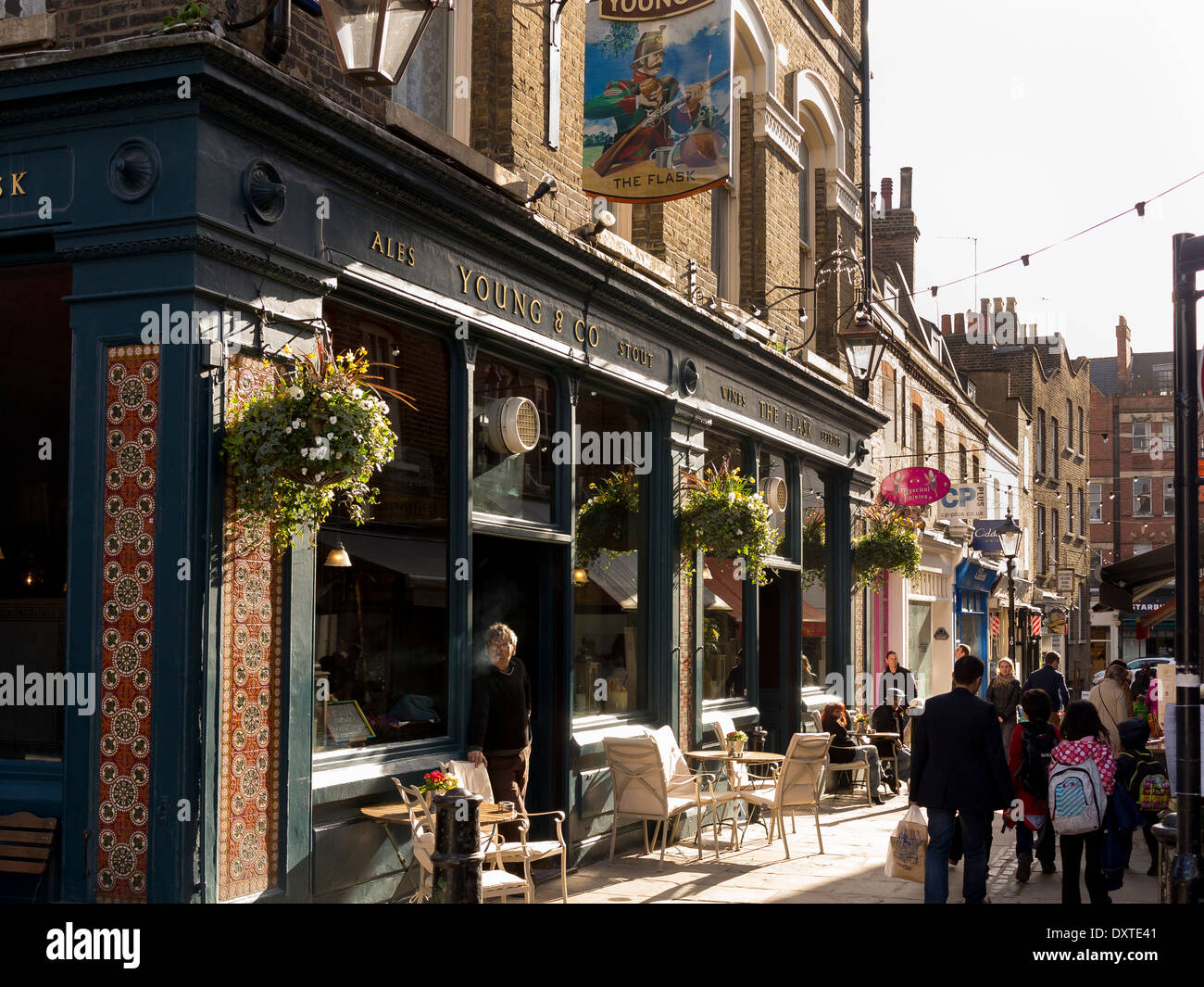 The Flask pub on Flask Walk, Hampstead, London Stock Photo 68150097