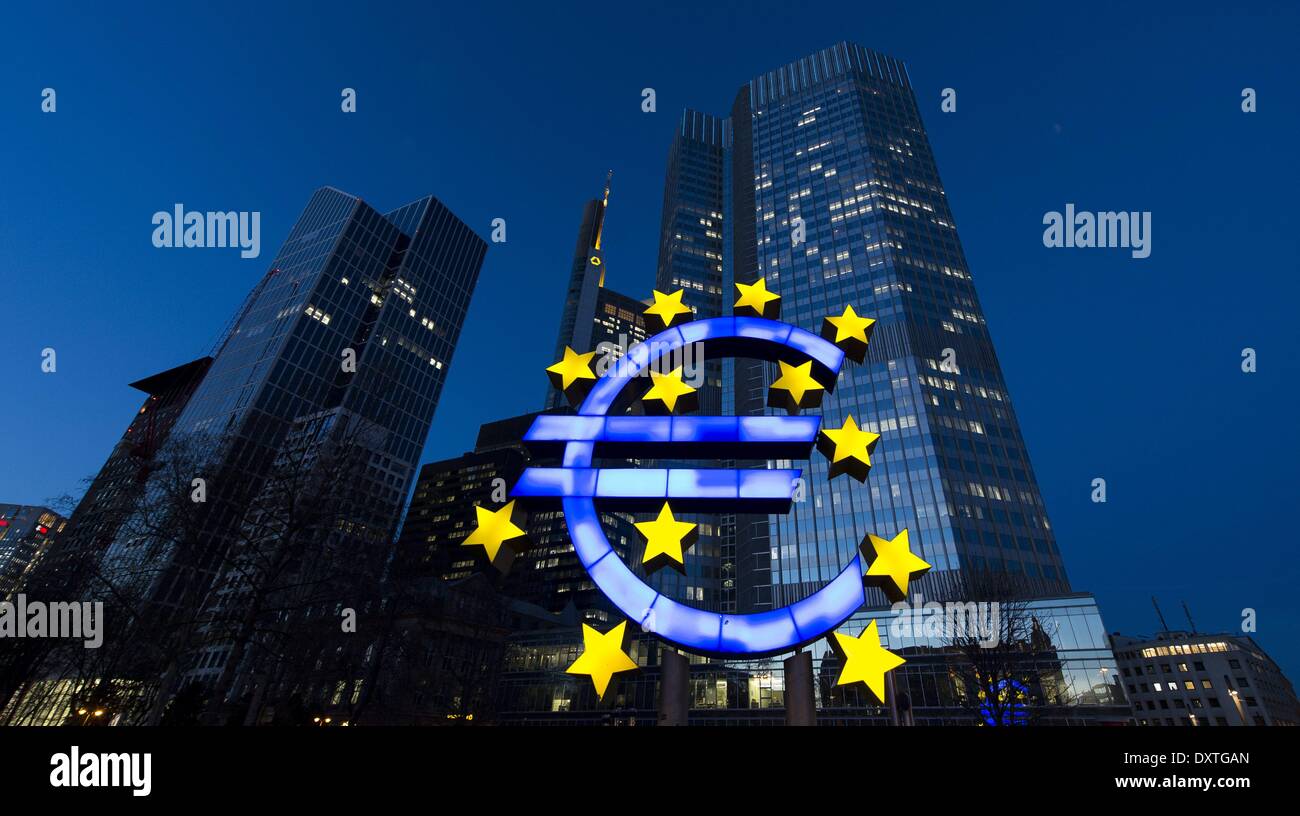 Frankfurt, Germany. 20th Mar, 2014. The stars of European Union (EU) membership sit on a euro sign sculpture outside the headquarters of the European Central Bank (ECB) in Frankfurt, Germany, 20 March 2014. © dpa/Alamy Live News Stock Photo
