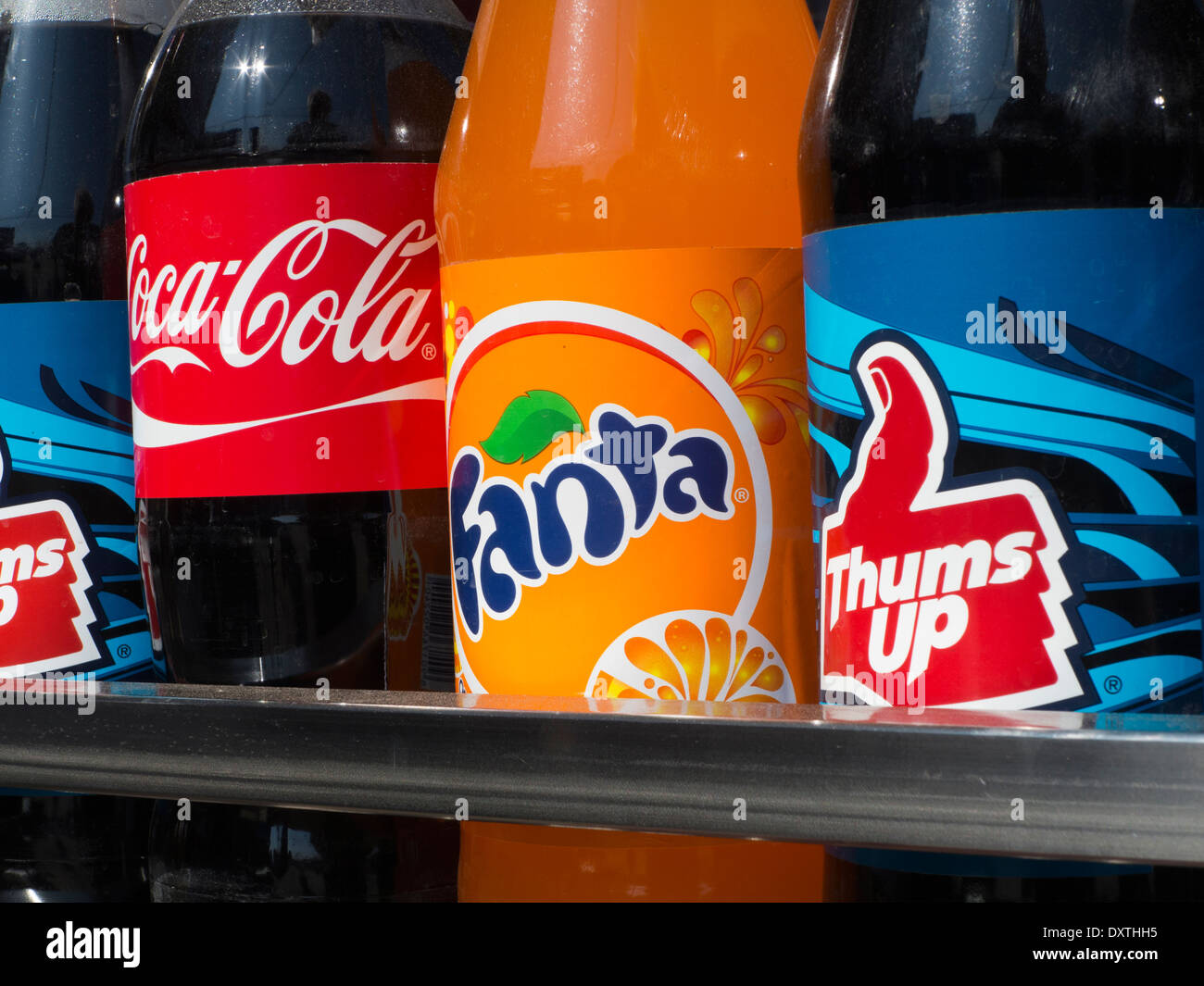 Soft drinks sugar hires stock photography and images Alamy