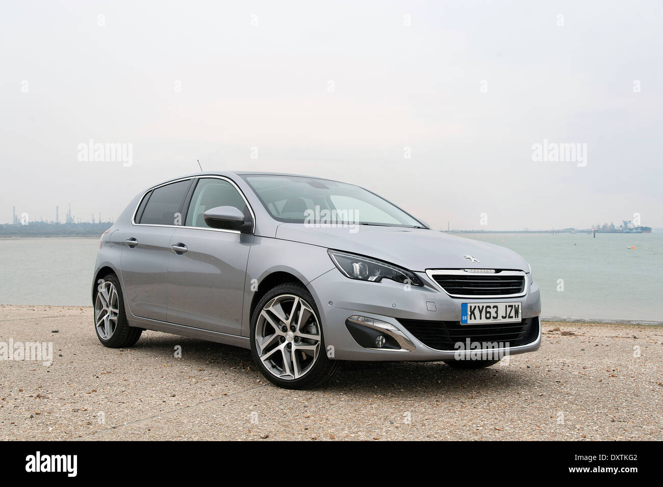 2014 Peugeot 308 Feline Stock Photo Alamy