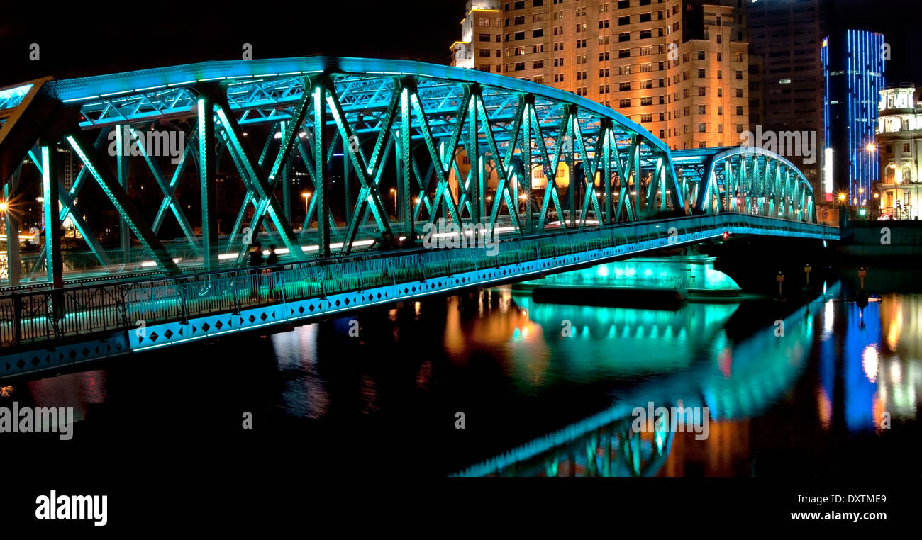 Steel girder bridges hi-res stock photography and images - Alamy