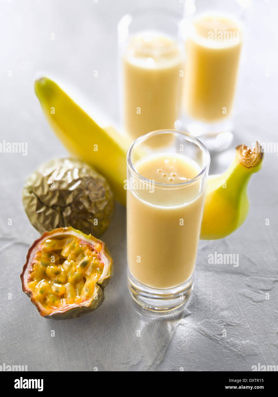 Banana passionfruit drink hires stock photography and images Alamy
