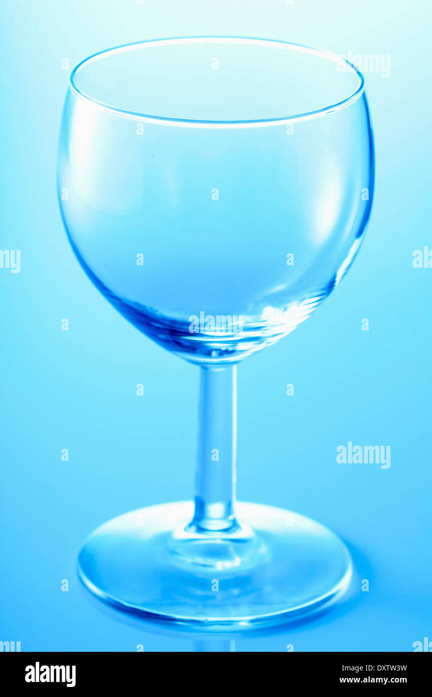 Stemmed glass hires stock photography and images Alamy