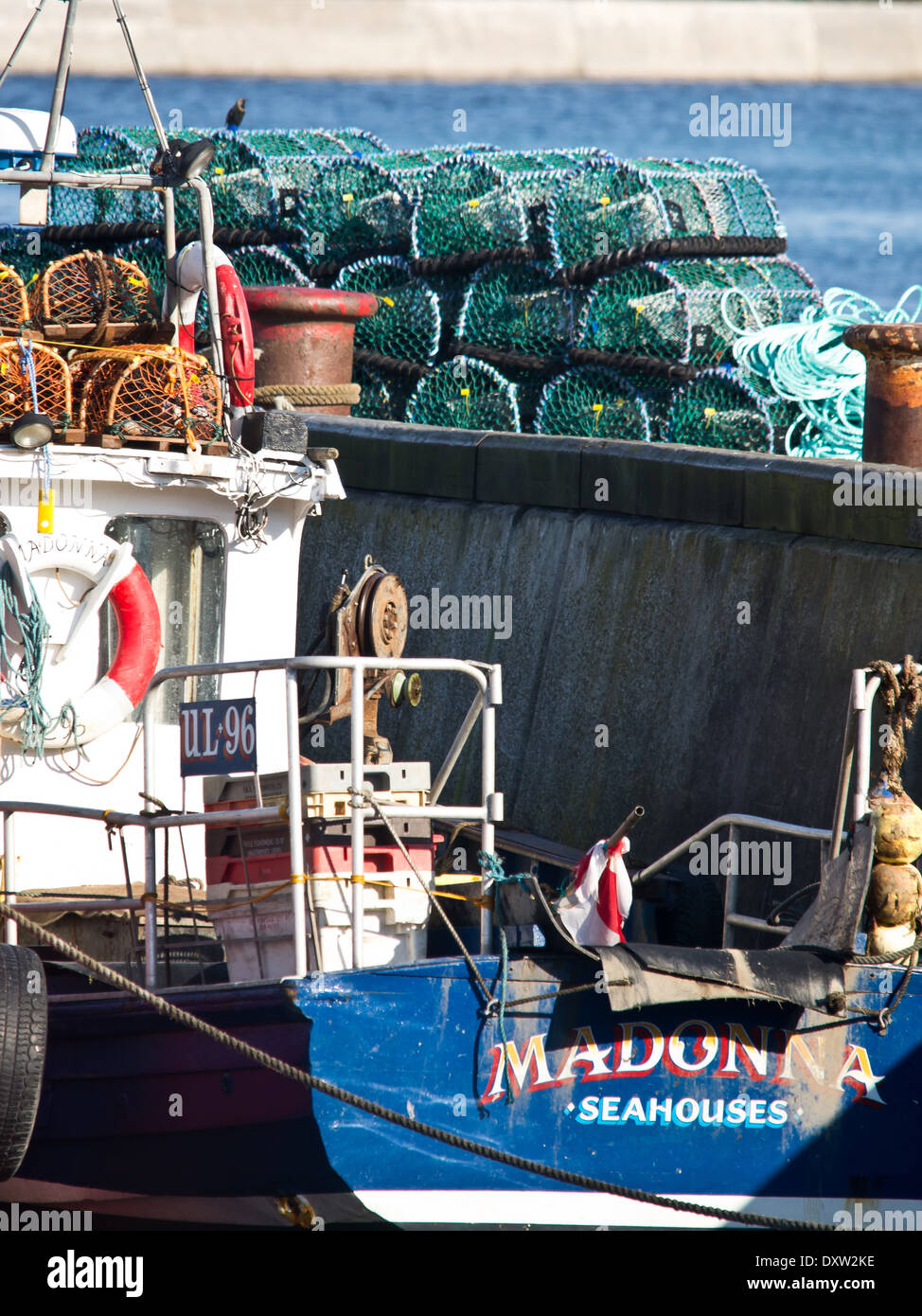 Boat Fishing Harbour Seahouses High Resolution Stock Photography and ...
