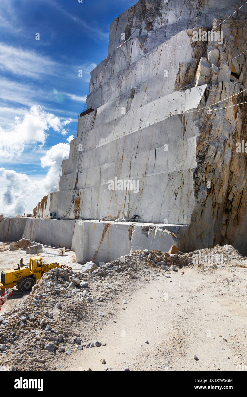 Mine working in marble quarry in the Apuan Alps near Carrara, Italy