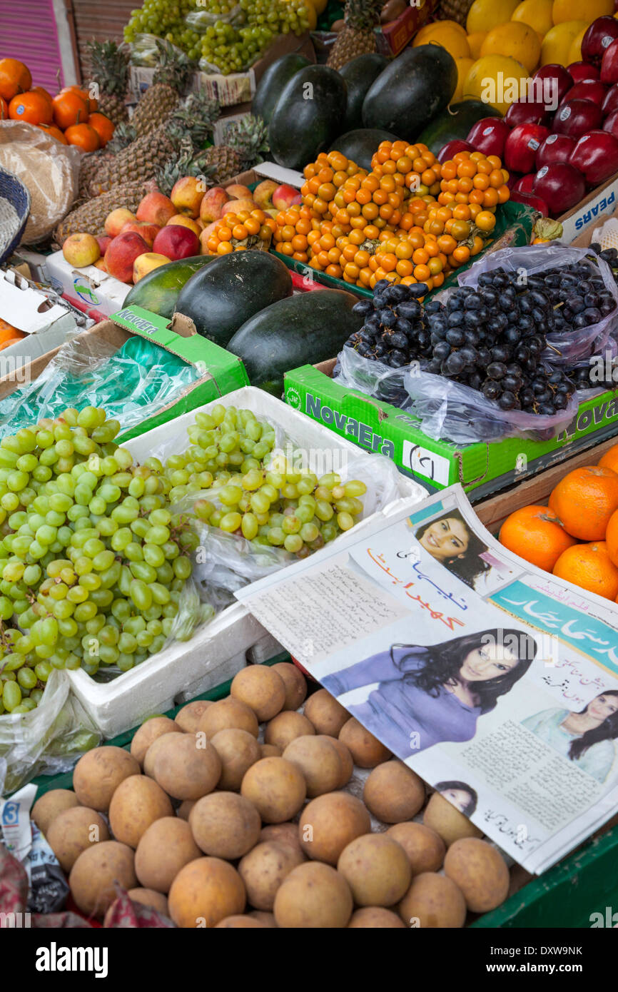 India, Dehradun. Fruit Stand with Urdu Newspaper Stock Photo Alamy