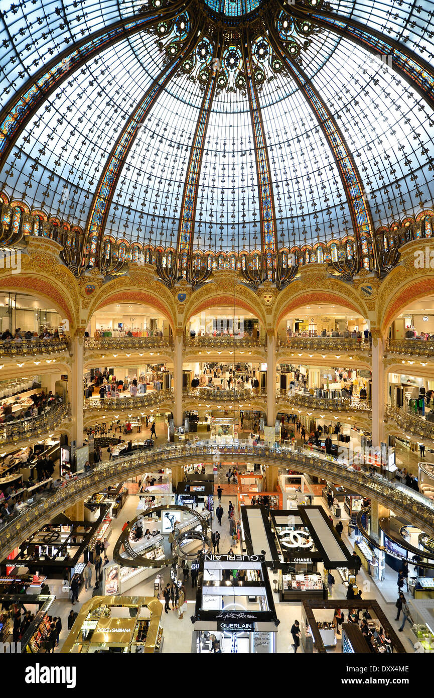 Dome of the Galeries Lafayette department store, Paris, Île-de-France,  France Stock Photo - Alamy