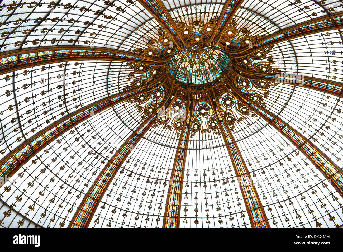 Galeries Lafayette Touts Restored Cupola – WWD