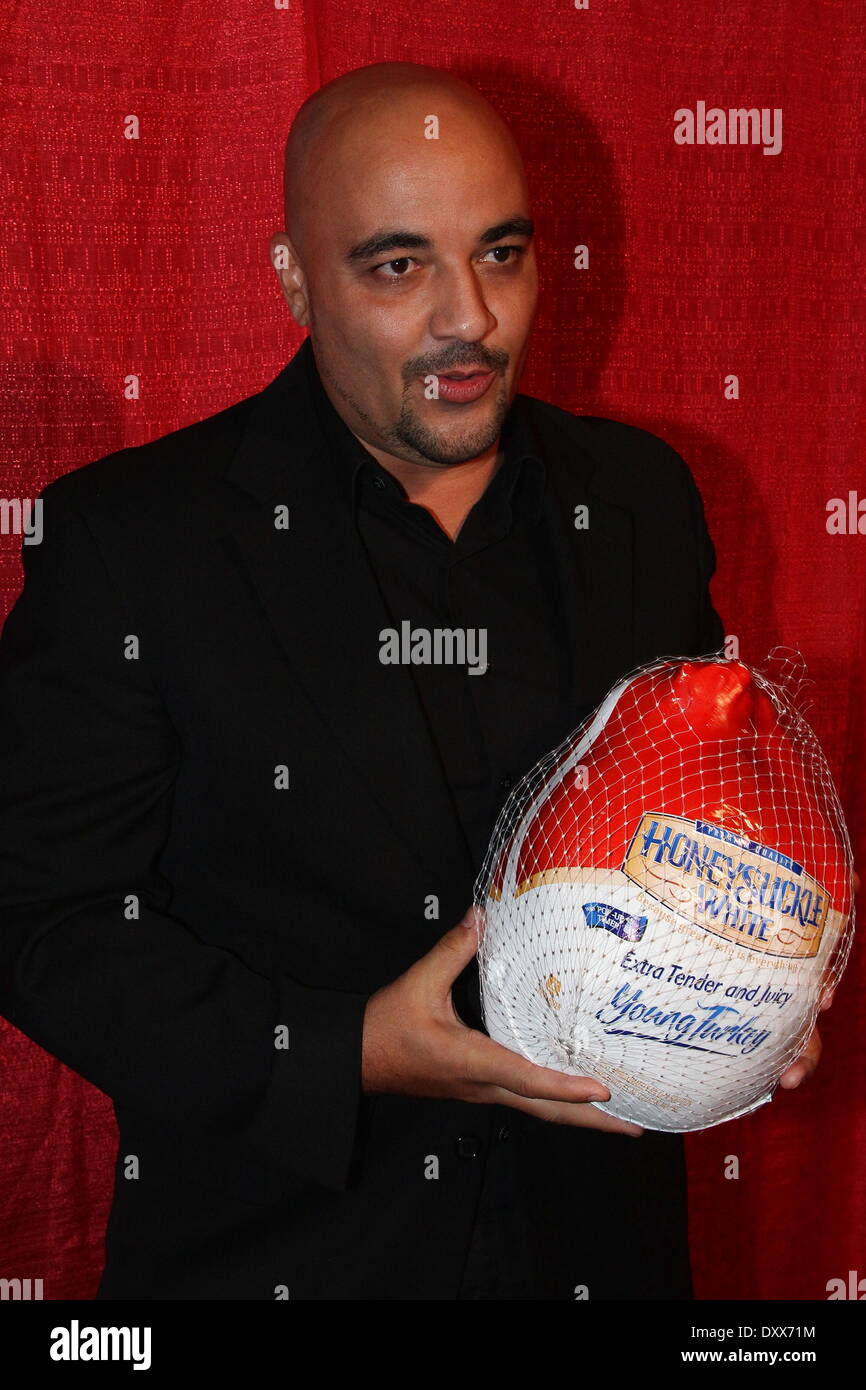 Will Leon The Jackson Limousine Homeless Turkey Drive Red Carpet Gala