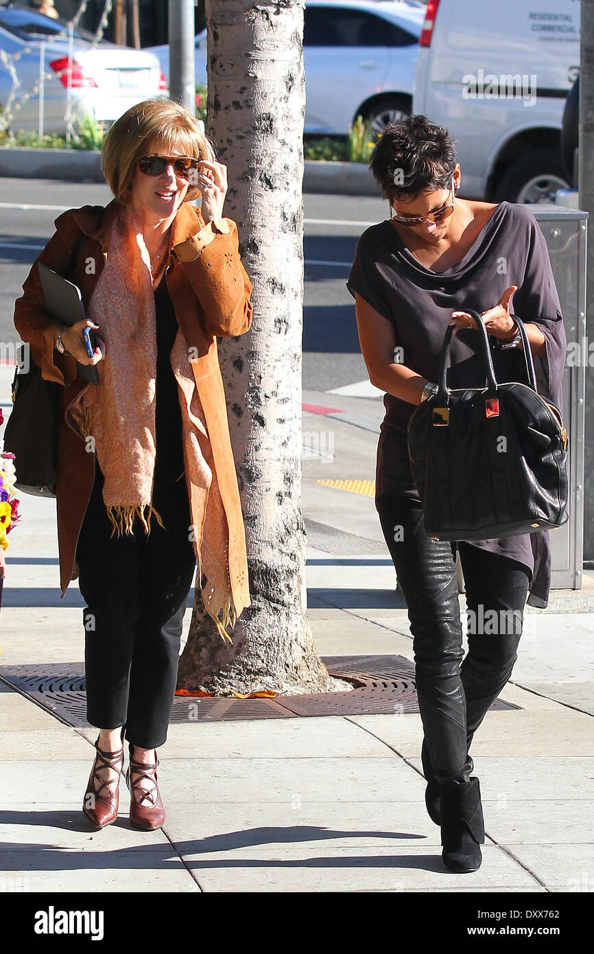 Halle Berry seen with a female friend leaving Cafe Med on Sunset in West Hollywood Los Angeles California- 20.11.12 Featuring: Halle Berry Where: Los Angeles CA United States When: 20 Nov 2012 Stock Photo