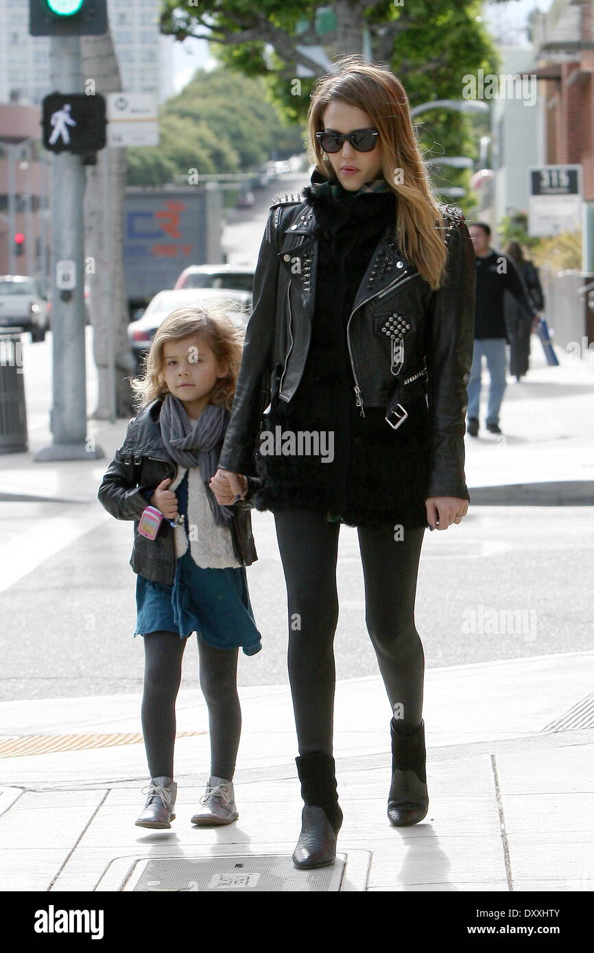 Jessica Alba and daughter Honor Marie Warren head to Color Me Mine in  Beverly Hills Los Angeles California- 13.12.12 Featuring: Jessica Alba  When: 13 Dec 2012 Stock Photo - Alamy