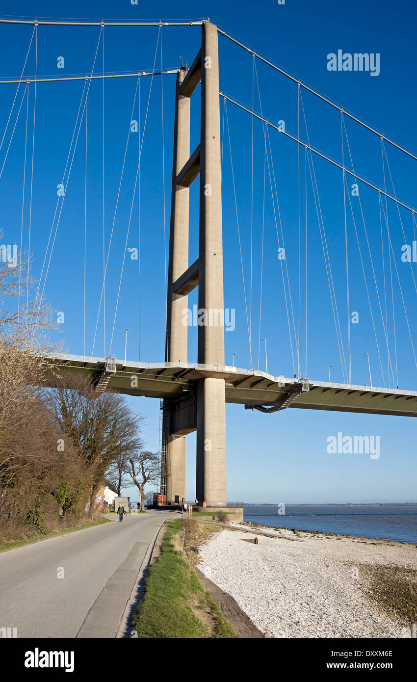 Humber Bridge single span suspension bridge connecting East Yorkshire