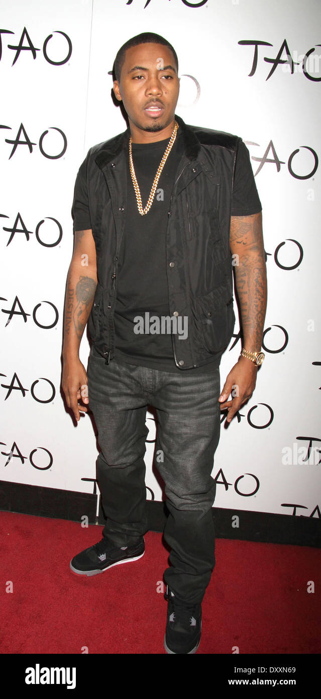 Rapper eve red carpet hi-res stock photography and images - Alamy