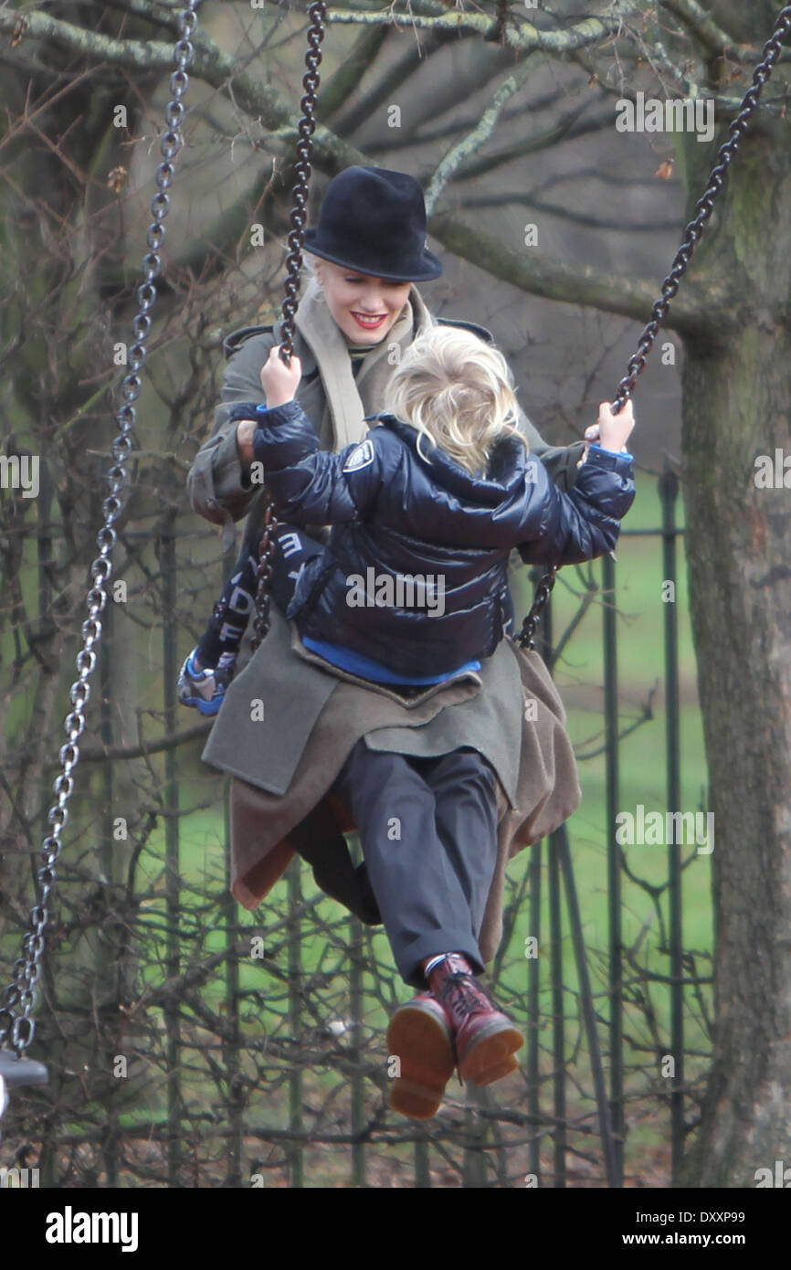 Gwen Stefani Zuma Rossdale Gwen Stefani and her family take a walk in