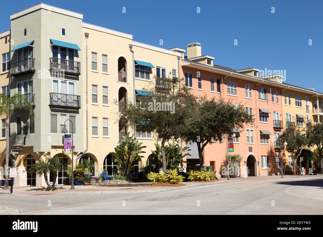 Harbour place hires stock photography and images Alamy