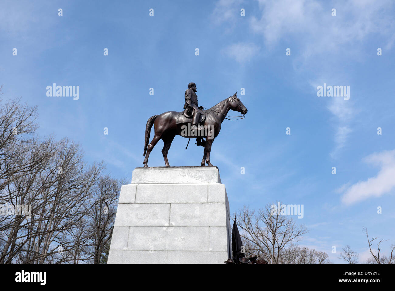 Statue of Confederate General Robert E Lee atop the Virginia Memorial