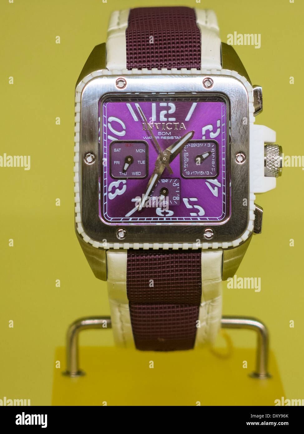 Invicta watch display hi-res stock photography and images - Alamy