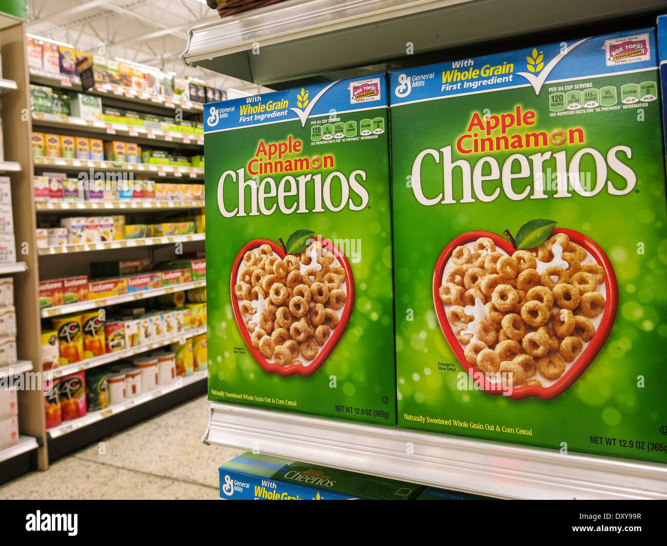 Cheerios In Cereal Section, Publix Super Market in Tampa, Florida Stock Photo
