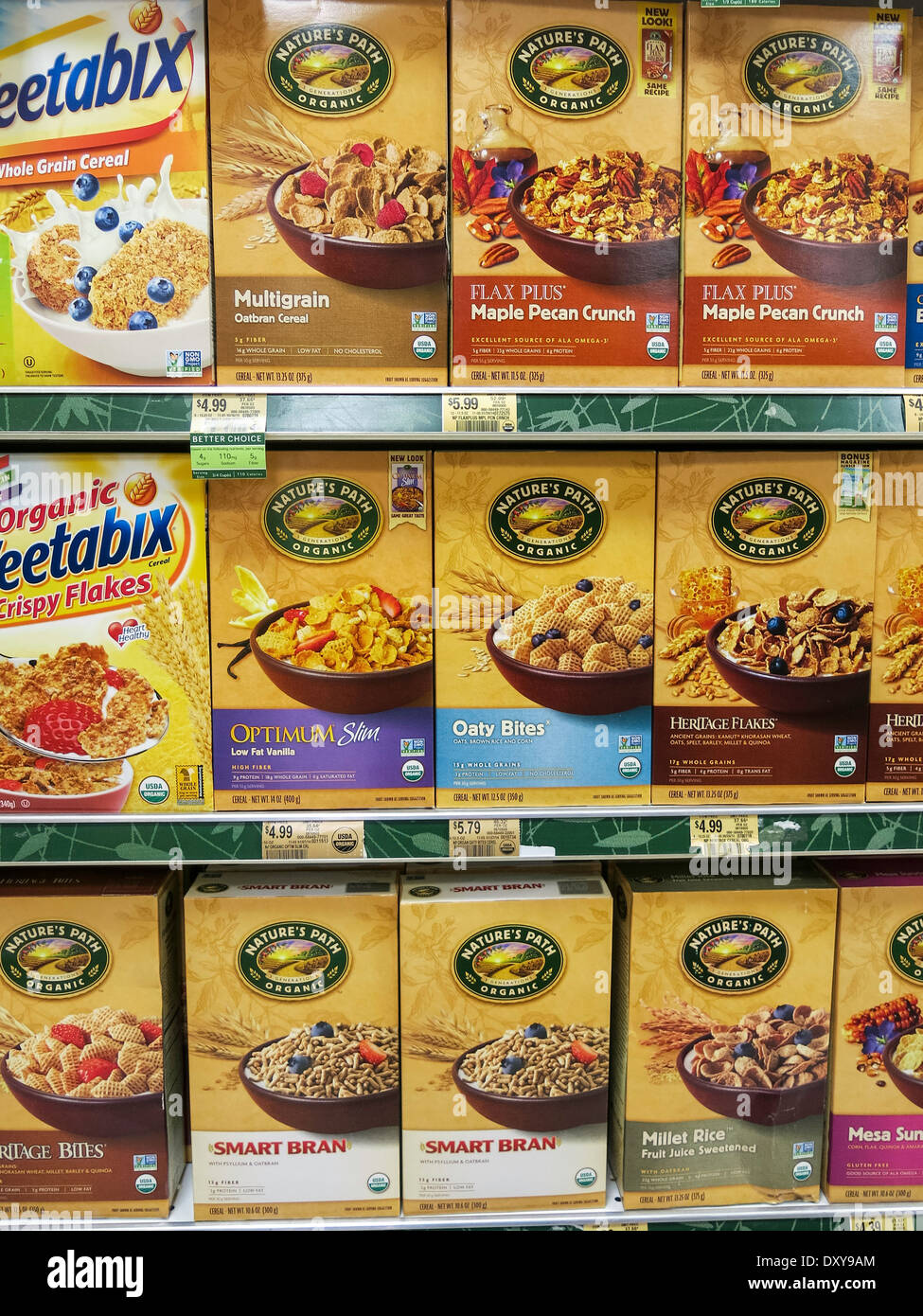 Organic Breakfast Cereals, Publix Super Market in Tampa, Florida Stock Photo