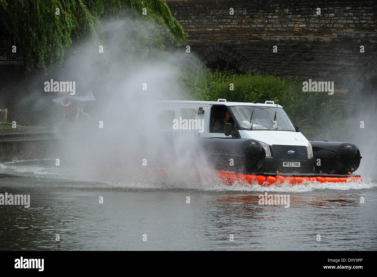 BBC Top Gear presenters Jeremy Clarkson, Richard Hammond and James May  pilot a hovercraft made from a van on the river Avon Stock Photo - Alamy