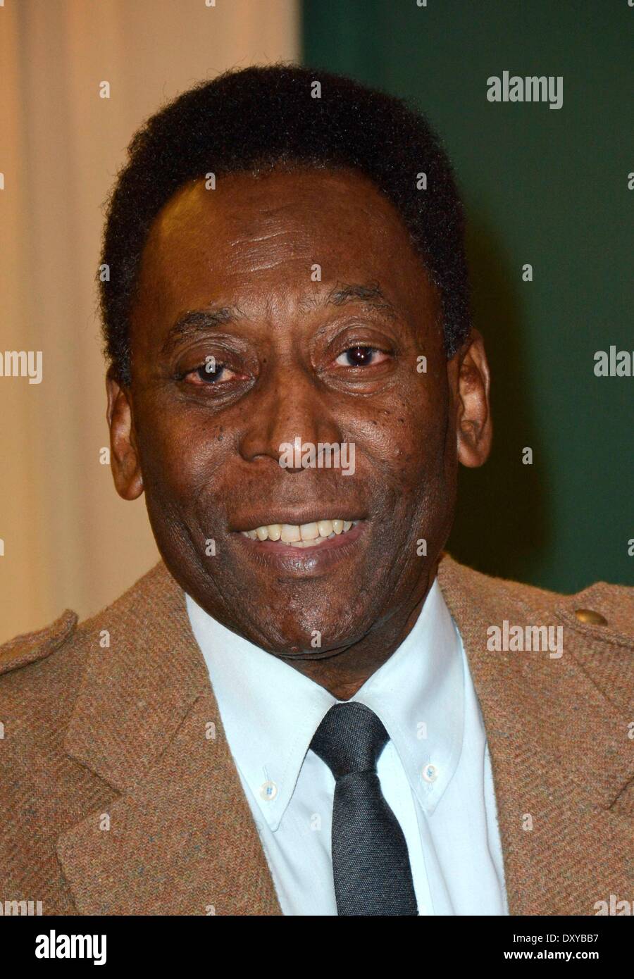 Pele soccer store new york hires stock photography and images Alamy