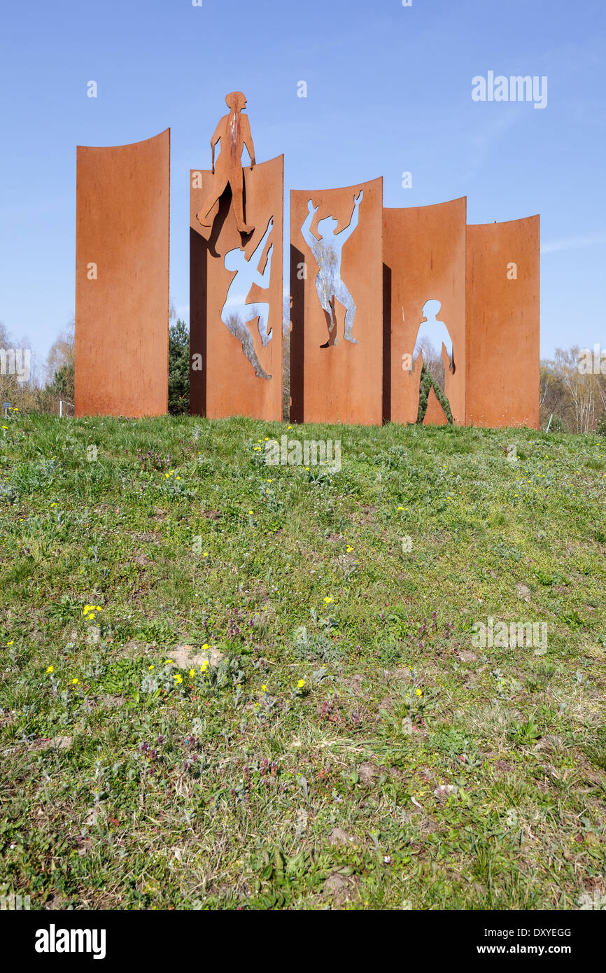 Sculpture memorial for the opening of the Berlin Wall on the Berlin Wall Trail between Lichtenrade and Mahlow, by Kerstin Becker Stock Photo