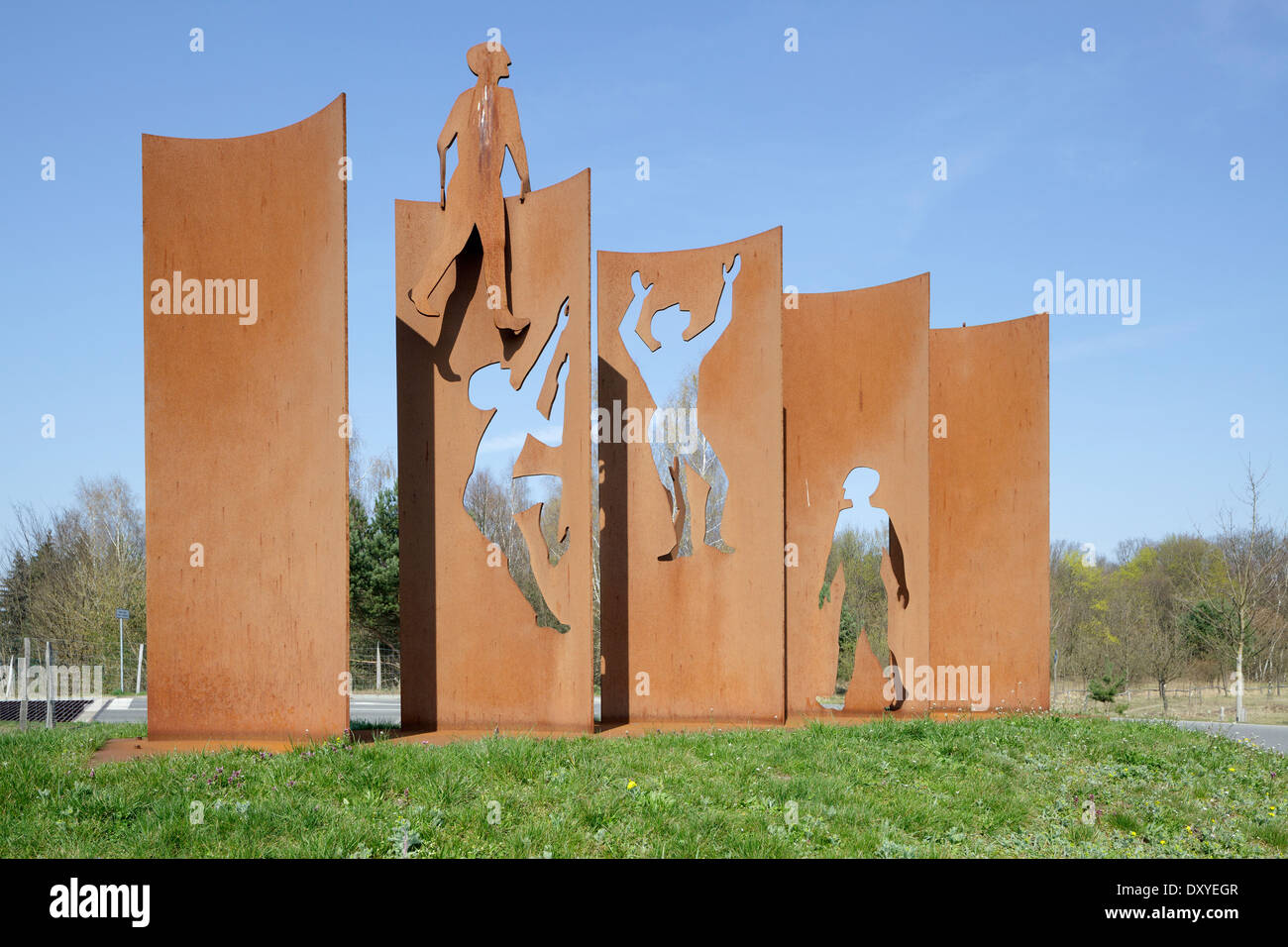 Sculpture memorial for the opening of the Berlin Wall on the Berlin Wall Trail between Lichtenrade and Mahlow, by Kerstin Becker Stock Photo
