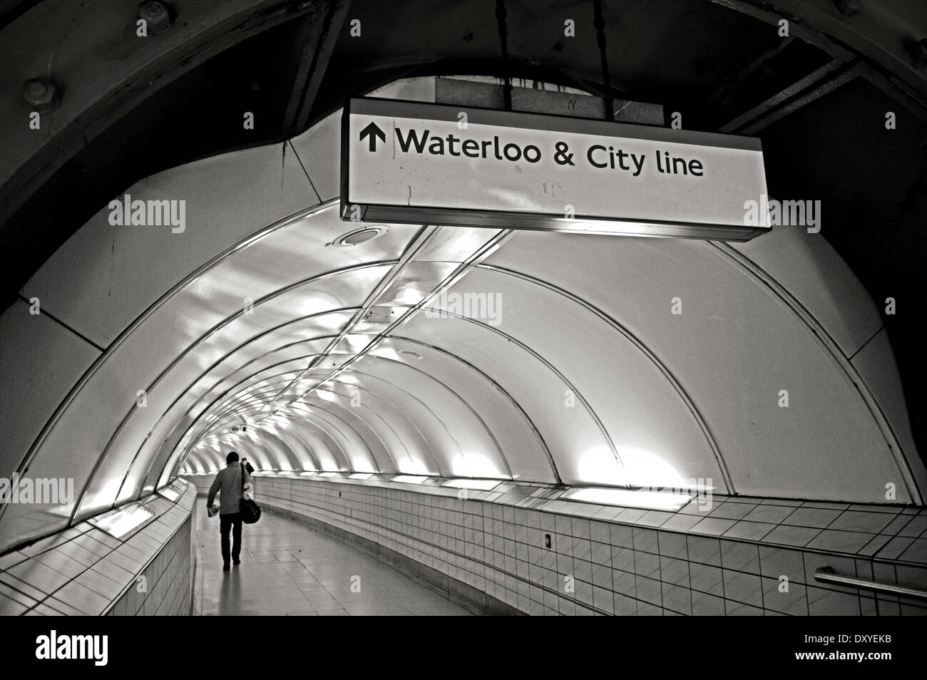 Waterloo & city line hi-res stock photography and images - Alamy