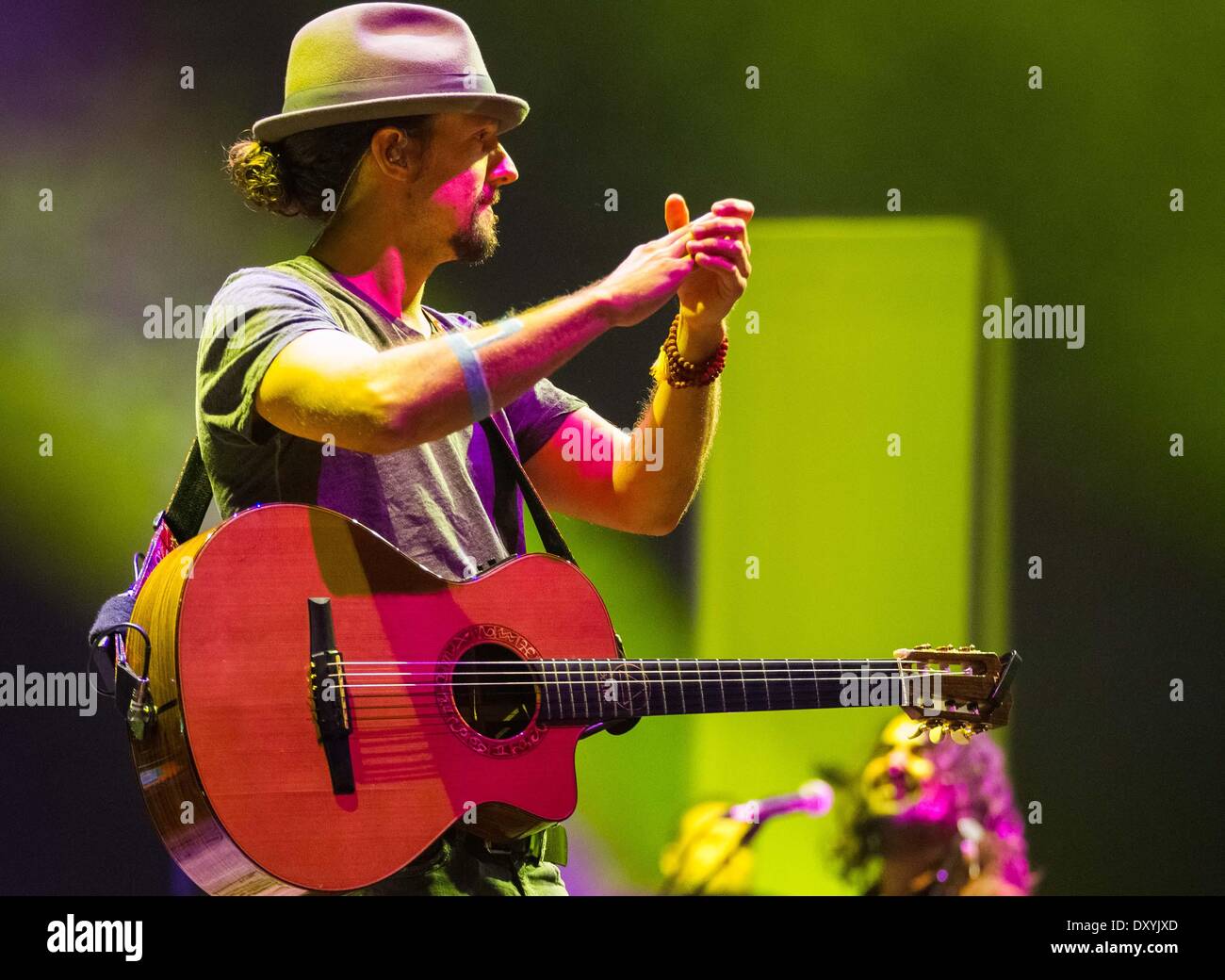 Jason Mraz performs live at Pavilhao Atlantico Featuring Jason Mraz