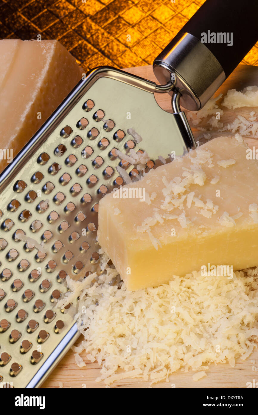 Parmesan cheese hi-res stock photography and images - Alamy