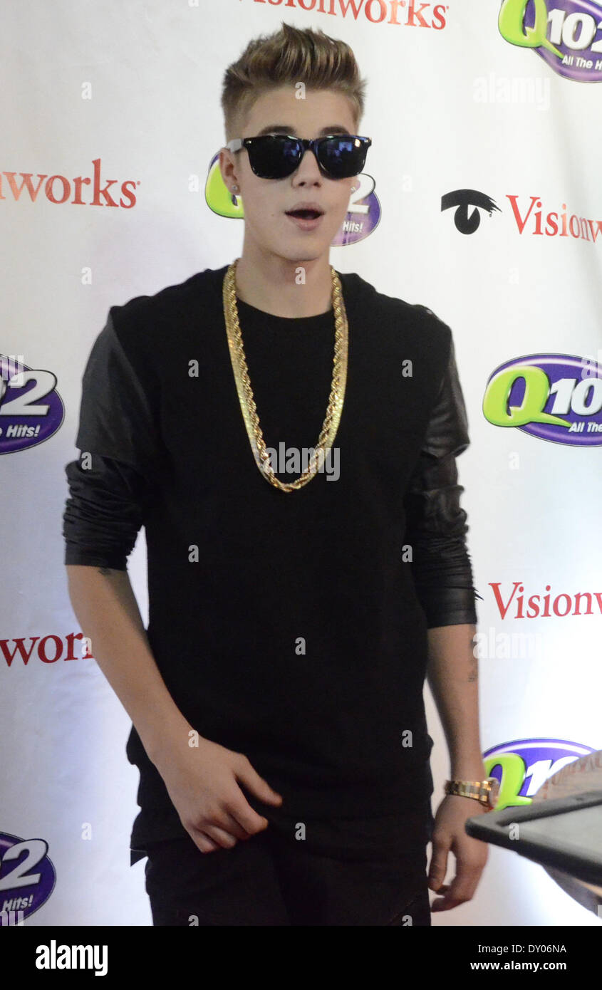 Q102's Jingle Ball 2012 at Wells Fargo Centre Featuring: Justin Bieber  Where: Philadelphia PA USA When: 04 Dec 2012 Stock Photo - Alamy